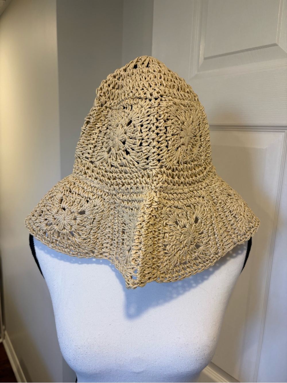🌷Ricki’s Crochet Paper Bucket Hat Boho Beach Festival Sun Hat 3/$30